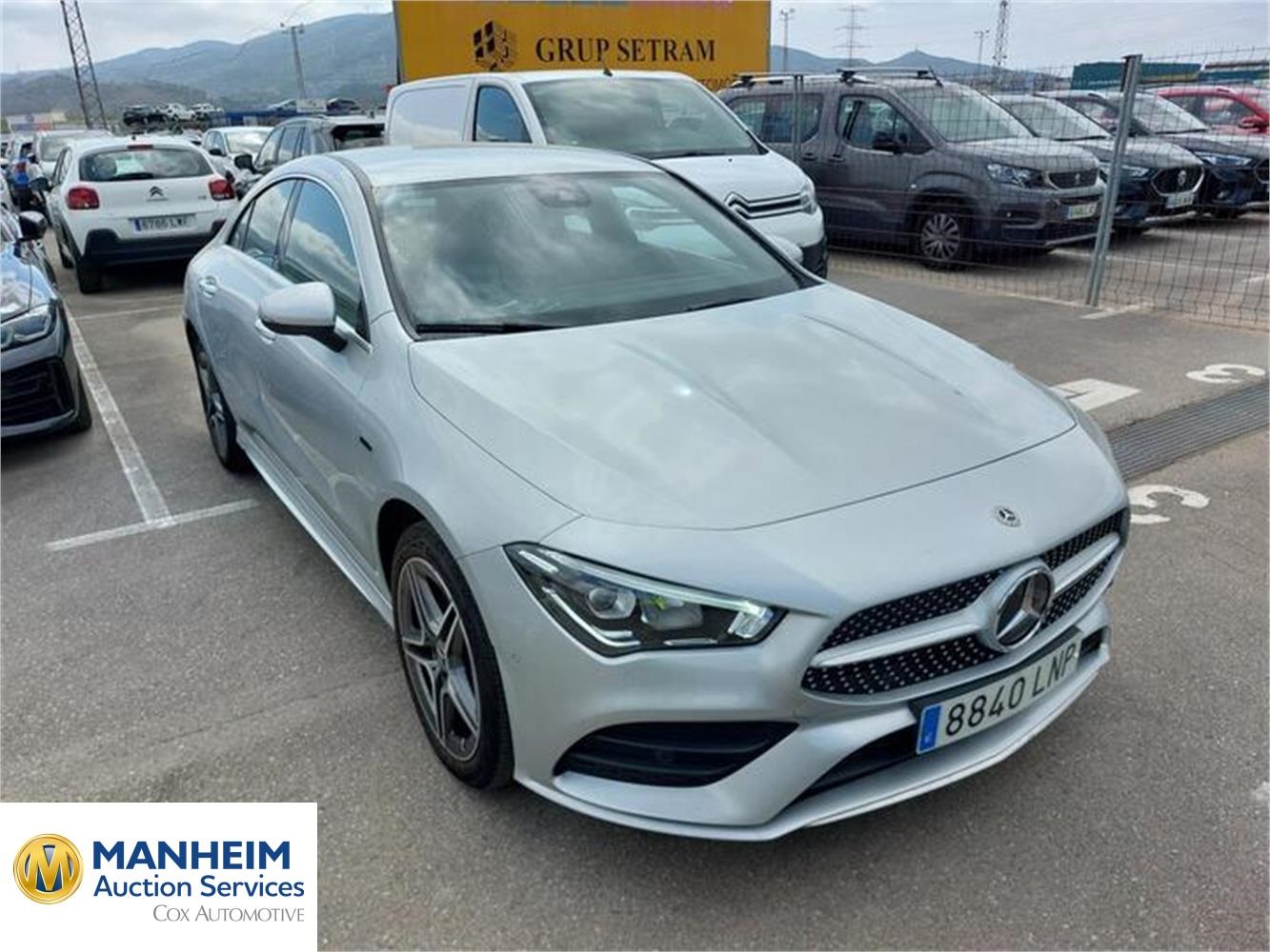 Foto Mercedes Benz CLA 51