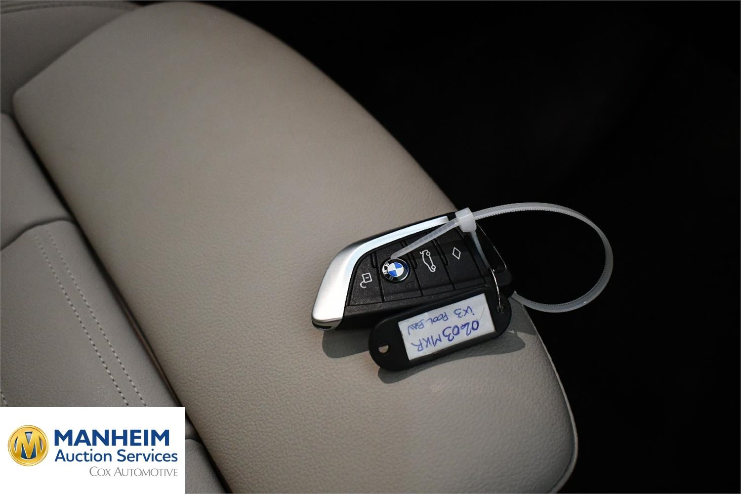 Foto BMW iX3 M Sport (G08) 15