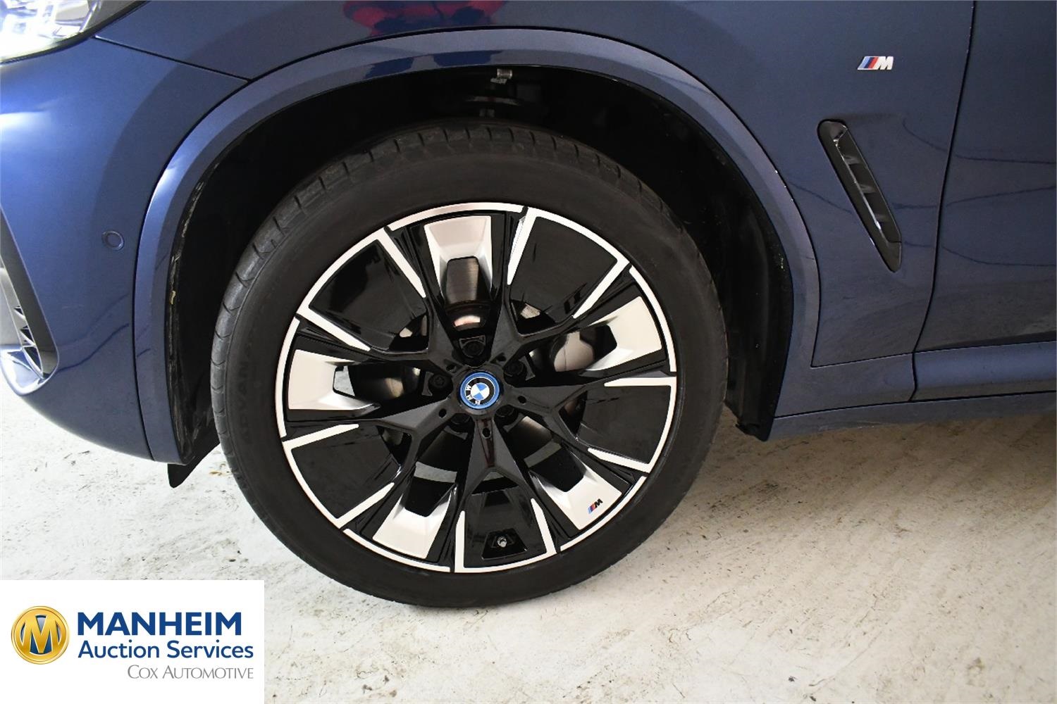 Foto BMW iX3 M Sport (G08) 32