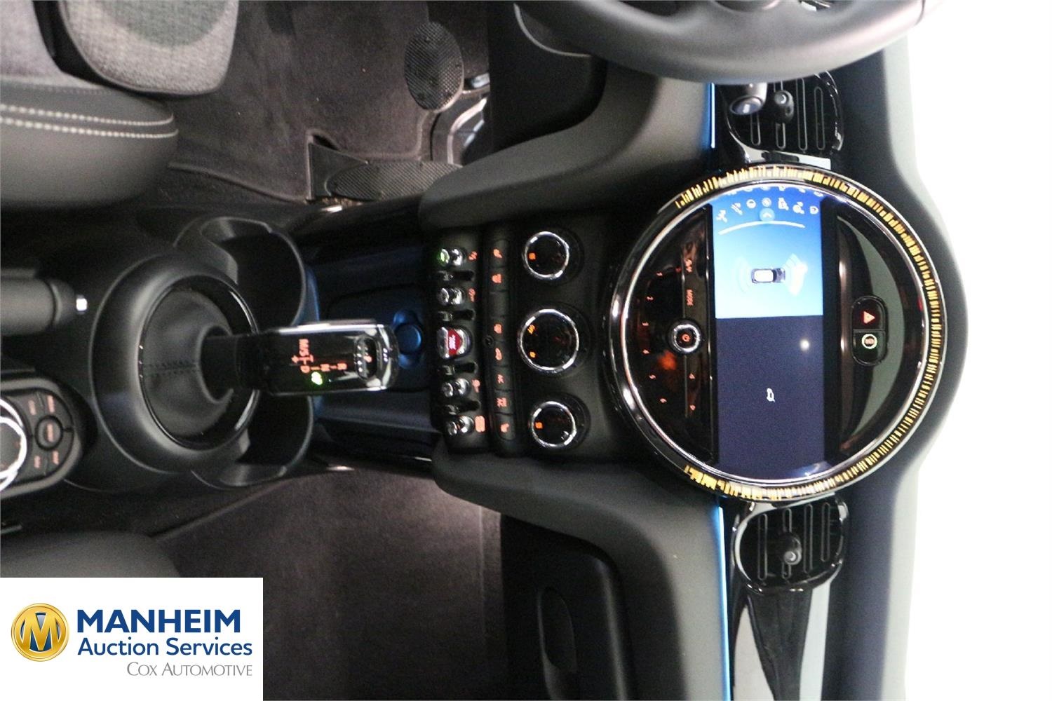 Foto Mini Cooper 5-puertas (F55) 9