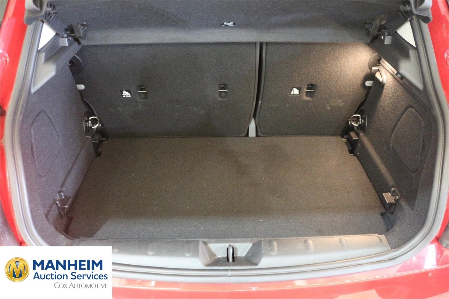 Foto Mini Cooper 5-puertas (F55) 11