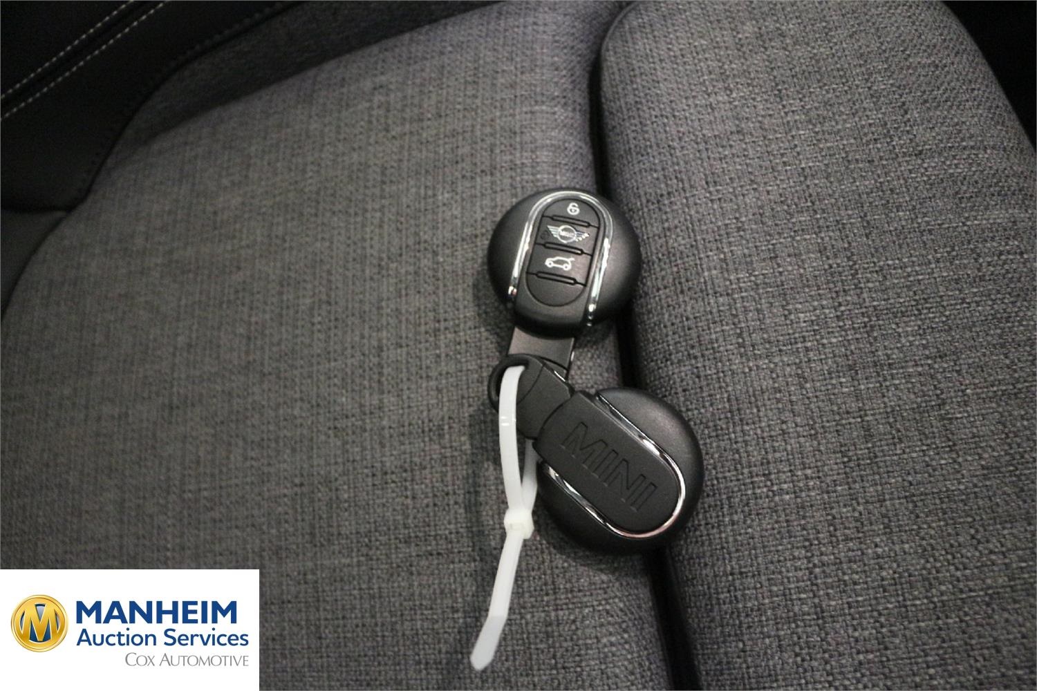 Foto Mini Cooper 5-puertas (F55) 14