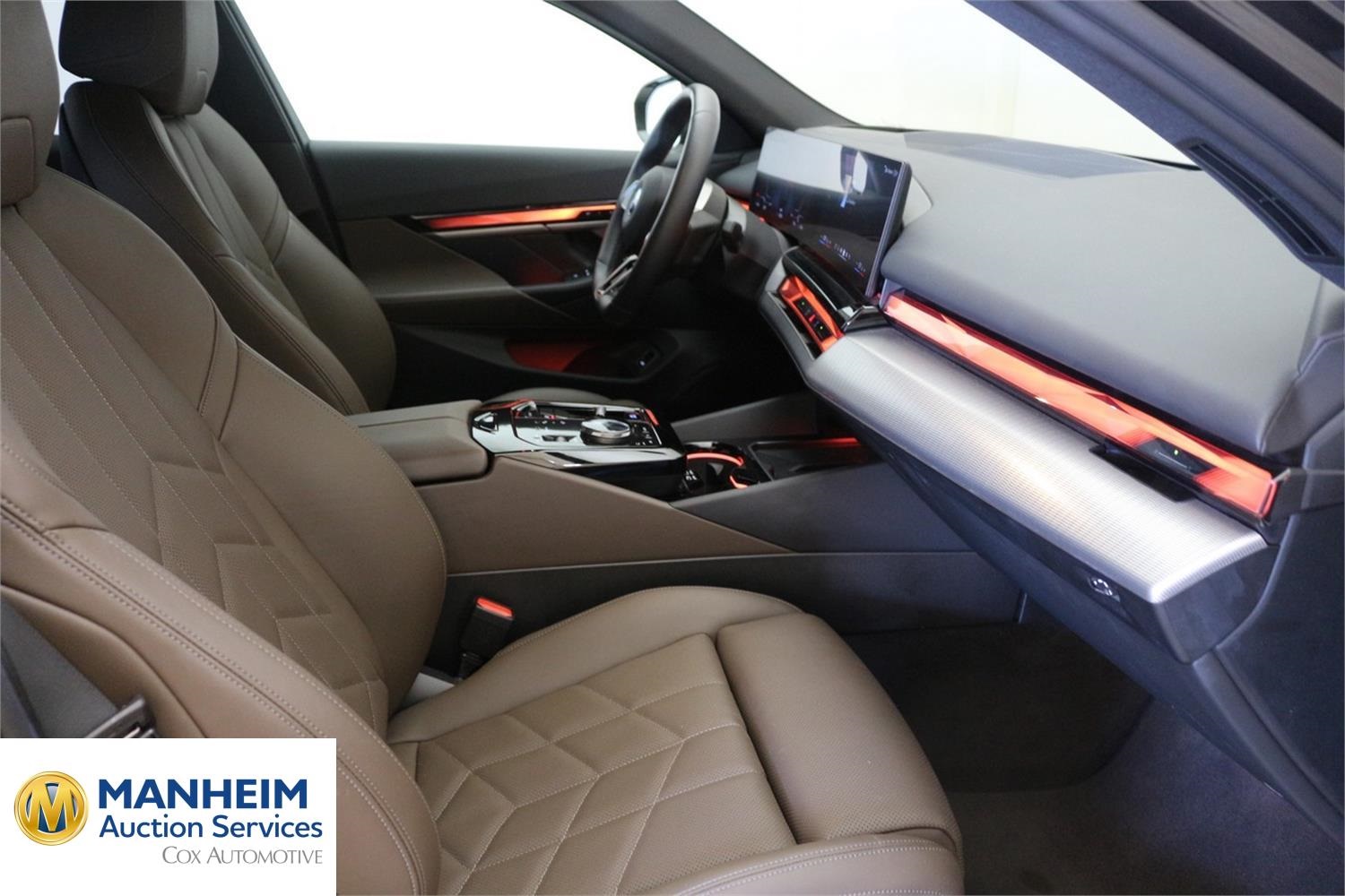 Foto BMW i5 eDrive40 Berlina (G60) 5