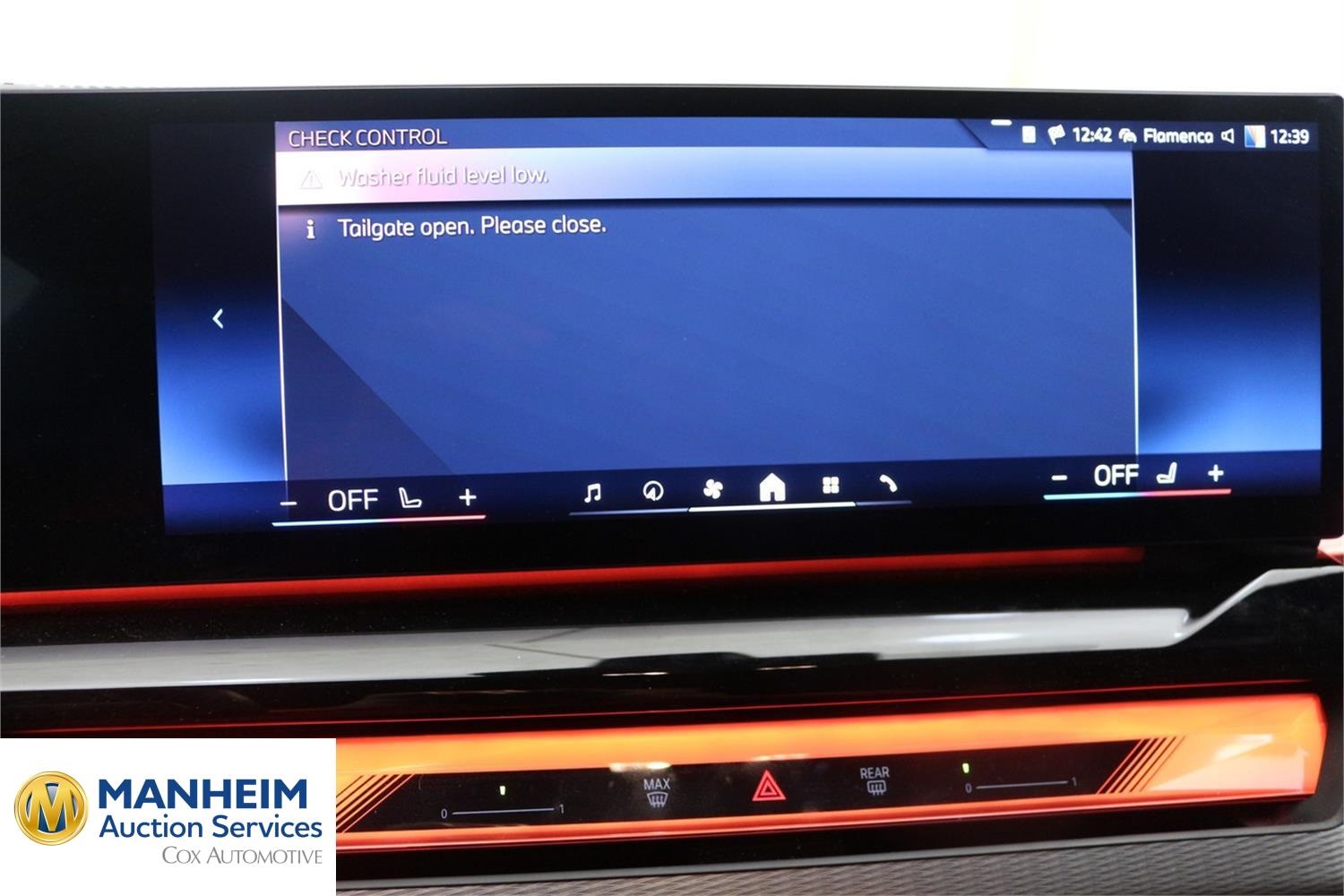 Foto BMW i5 eDrive40 Berlina (G60) 8