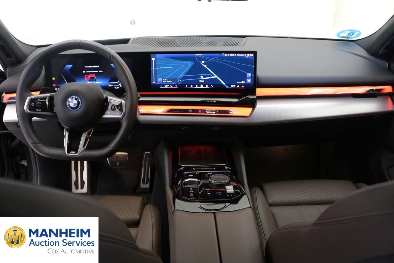 Foto BMW i5 eDrive40 Berlina (G60) 9
