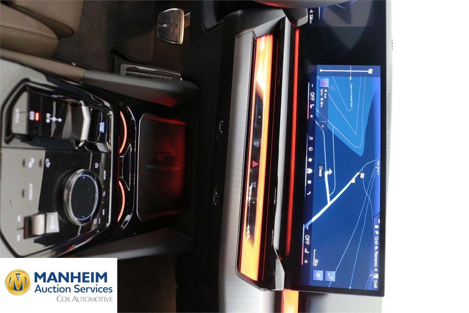 Foto BMW i5 eDrive40 Berlina (G60) 10