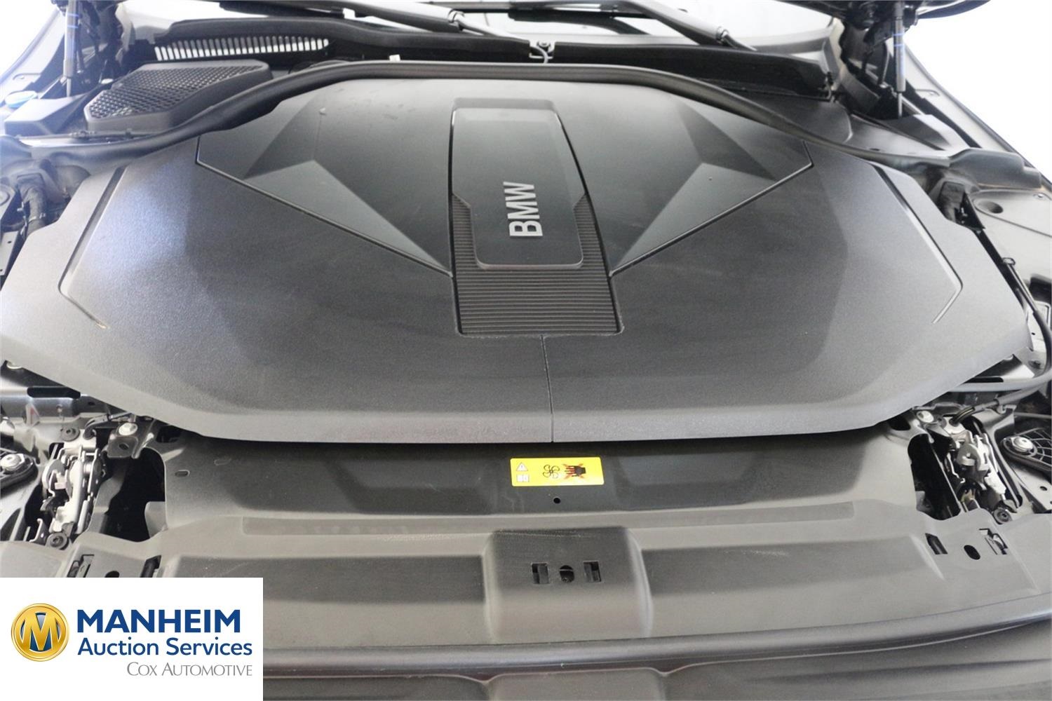 Foto BMW i5 eDrive40 Berlina (G60) 13
