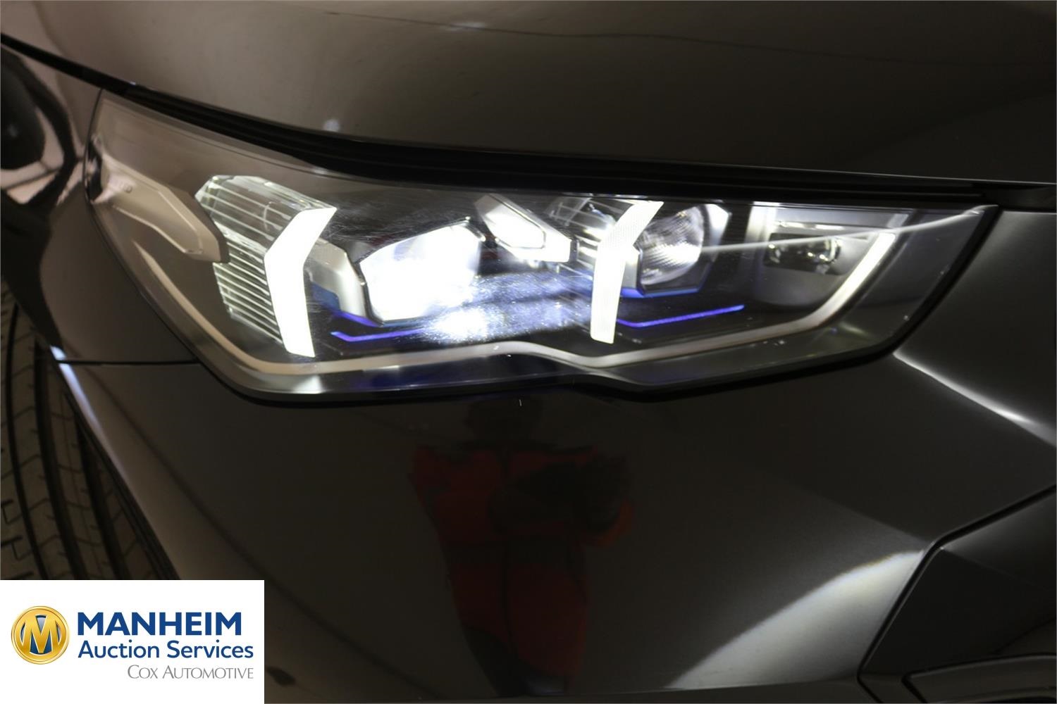 Foto BMW i5 eDrive40 Berlina (G60) 16