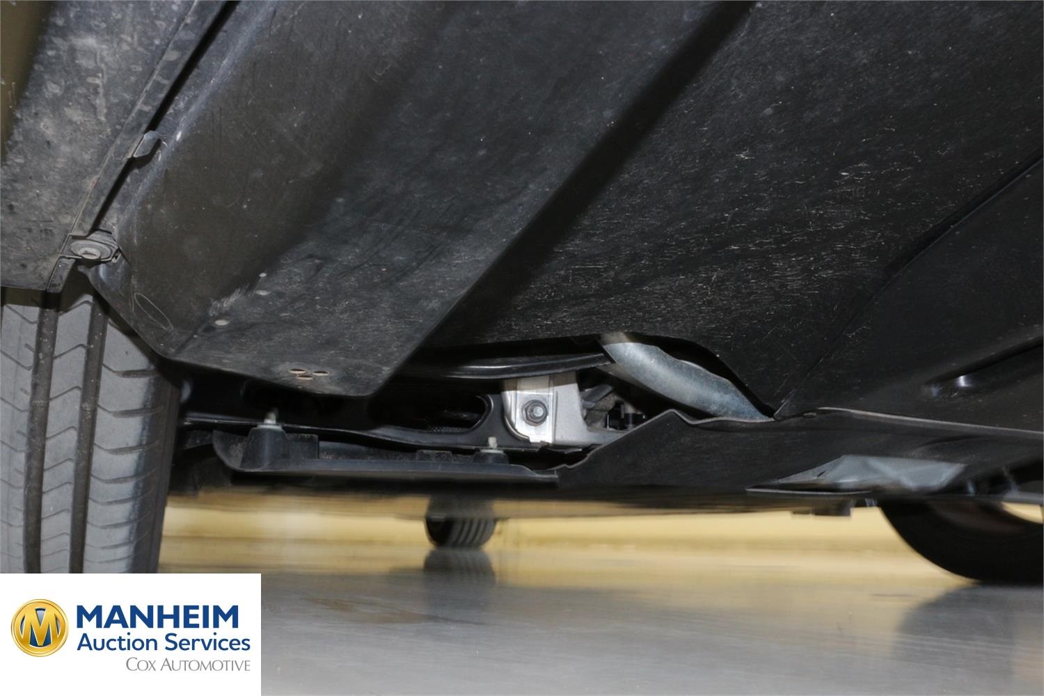 Foto BMW i5 eDrive40 Berlina (G60) 28