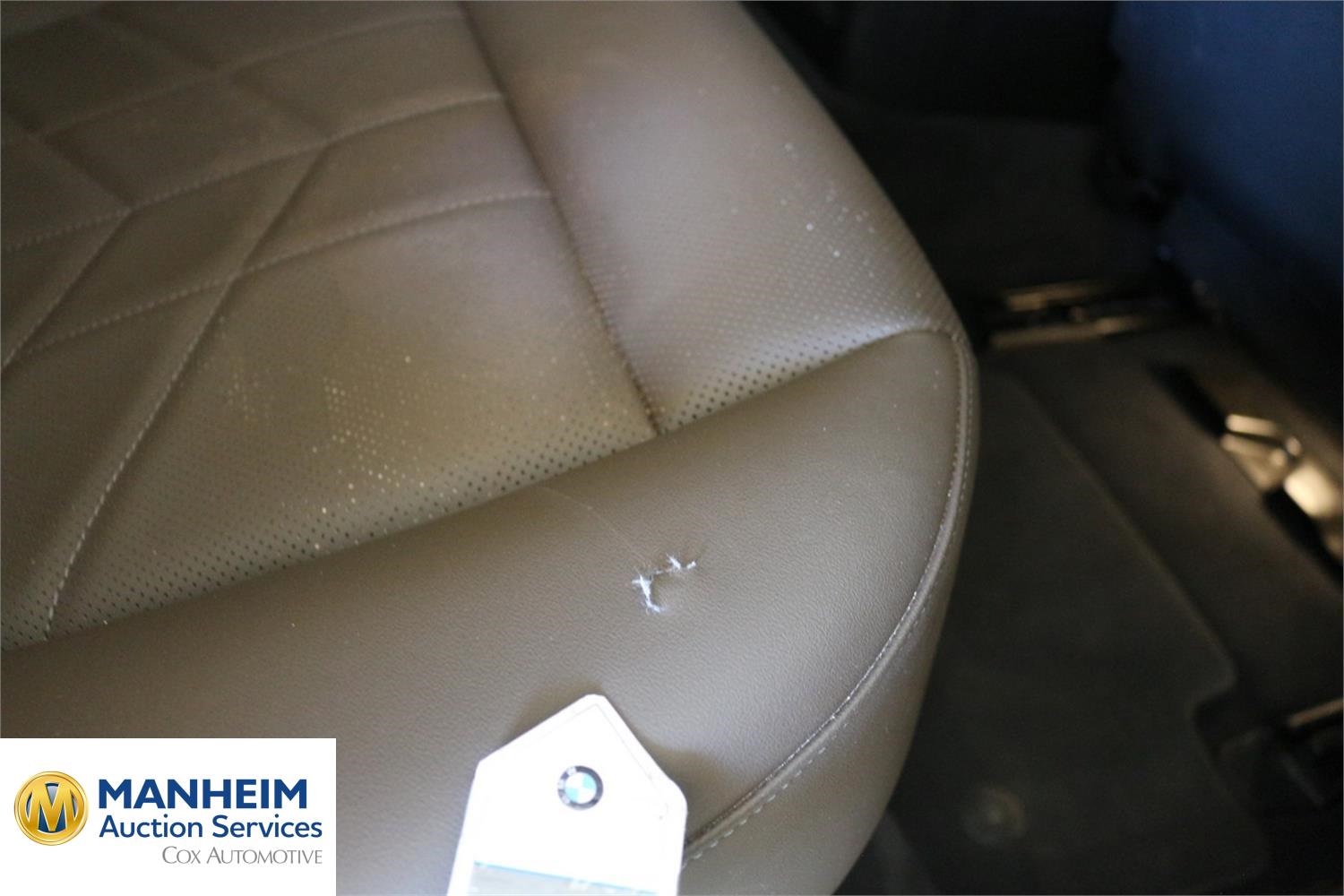 Foto BMW i5 eDrive40 Berlina (G60) 36