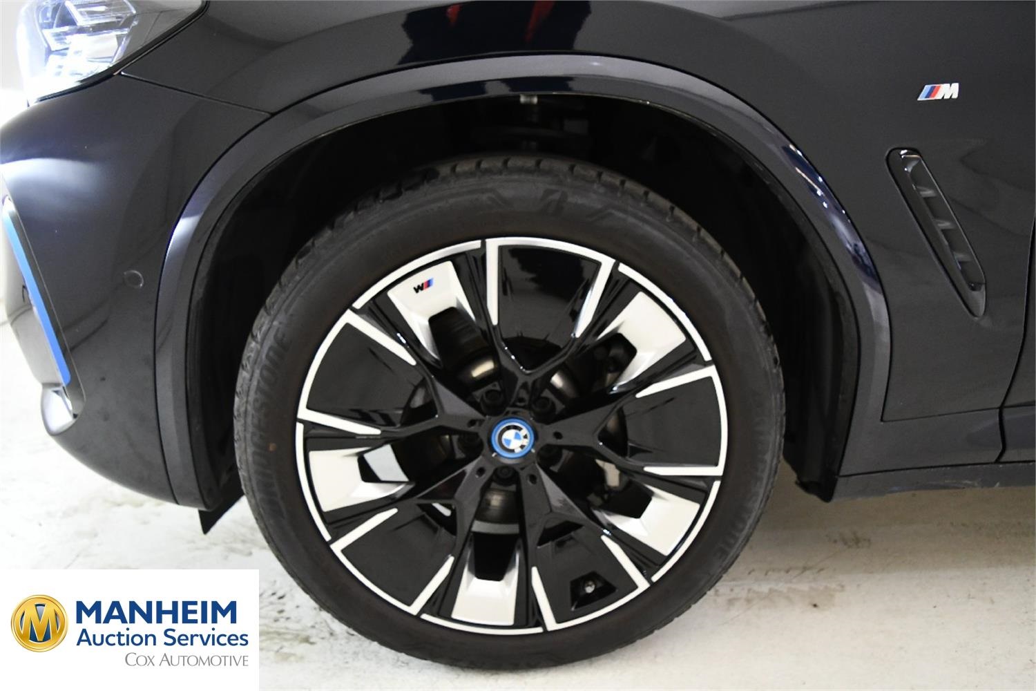 Foto BMW iX3 M Sport (G08) 32
