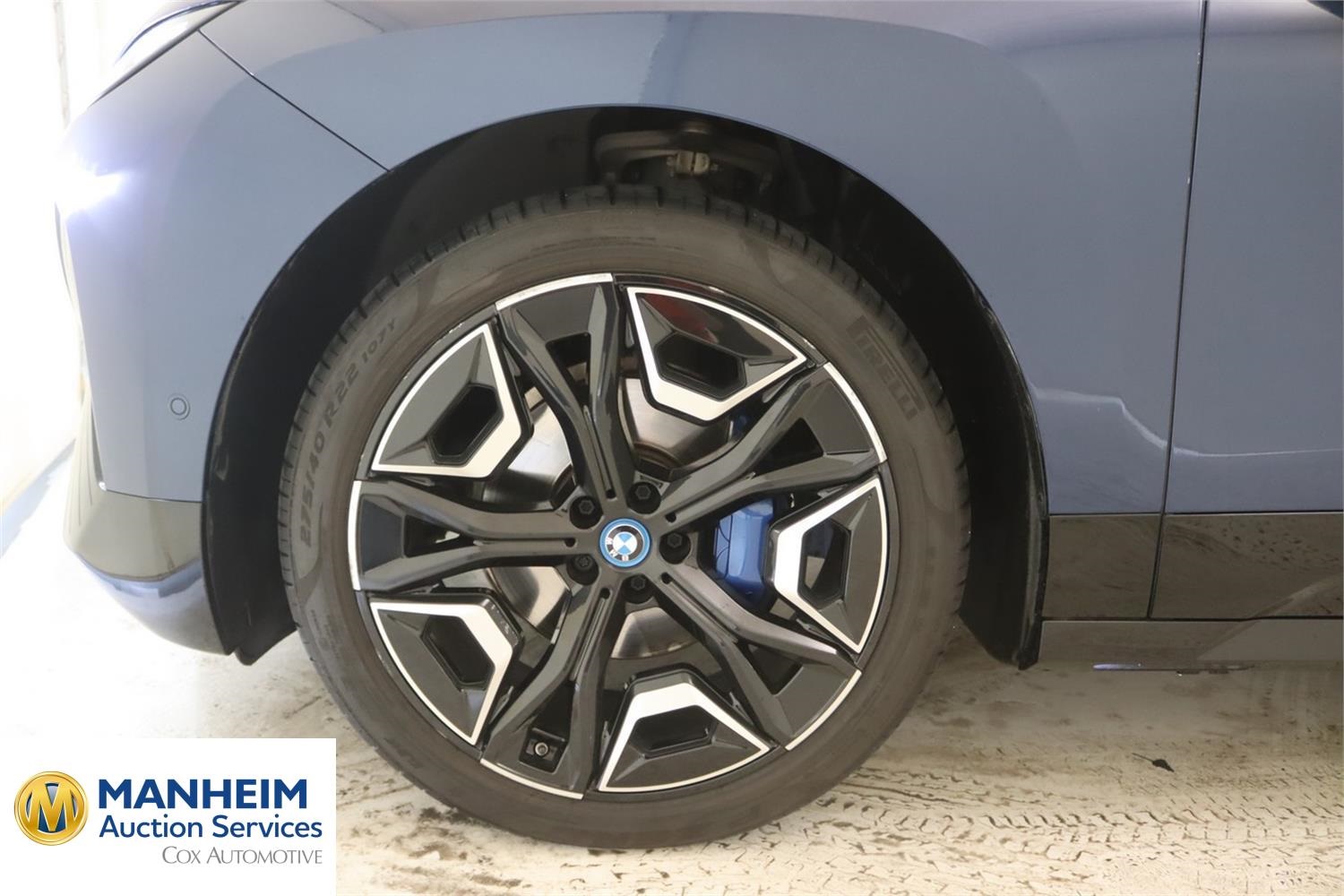 Foto BMW iX xDrive50 (I20) 32
