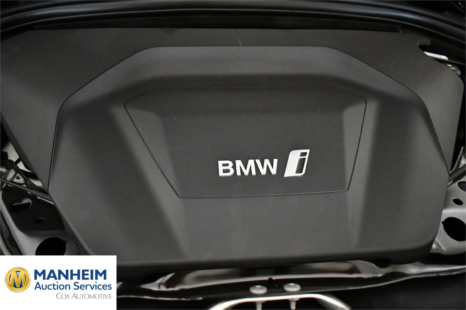 Foto BMW iX1 xDrive30 (U11) 13