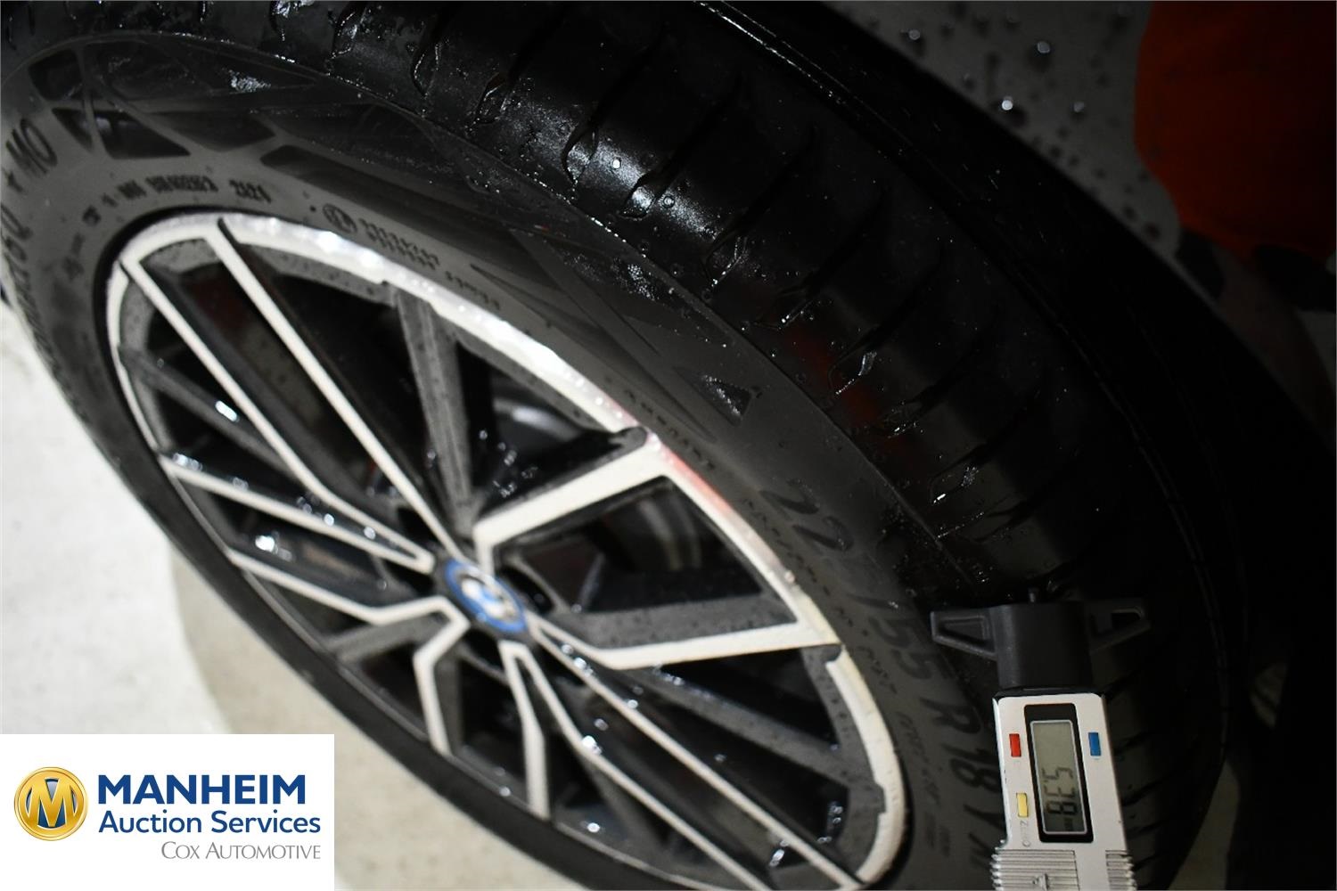 Foto BMW iX1 xDrive30 (U11) 23