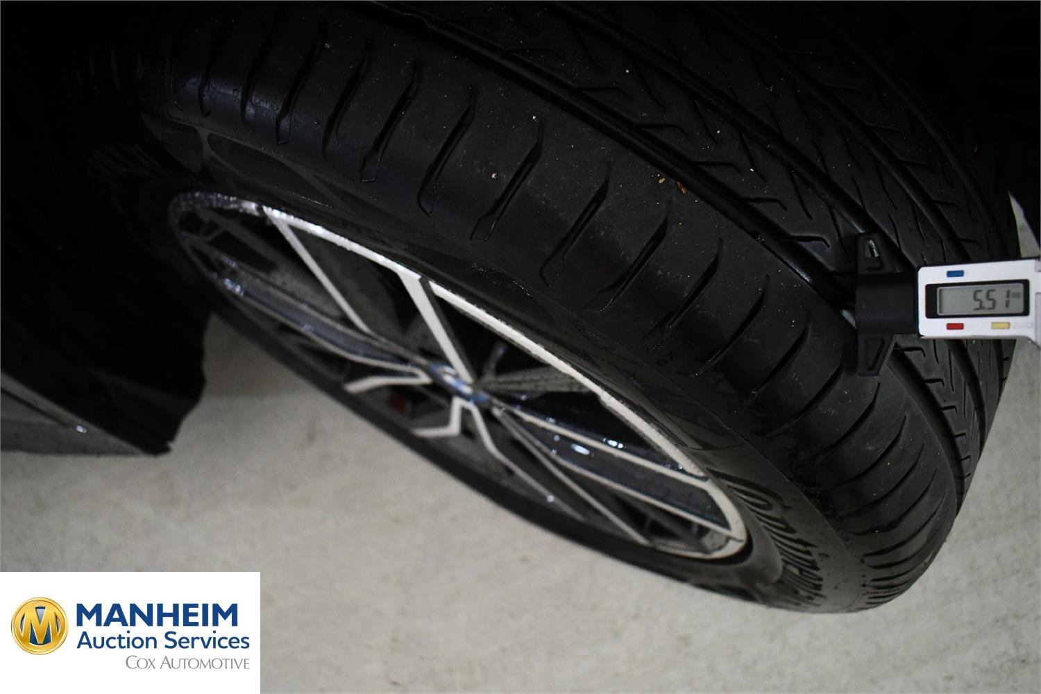 Foto BMW iX1 xDrive30 (U11) 24