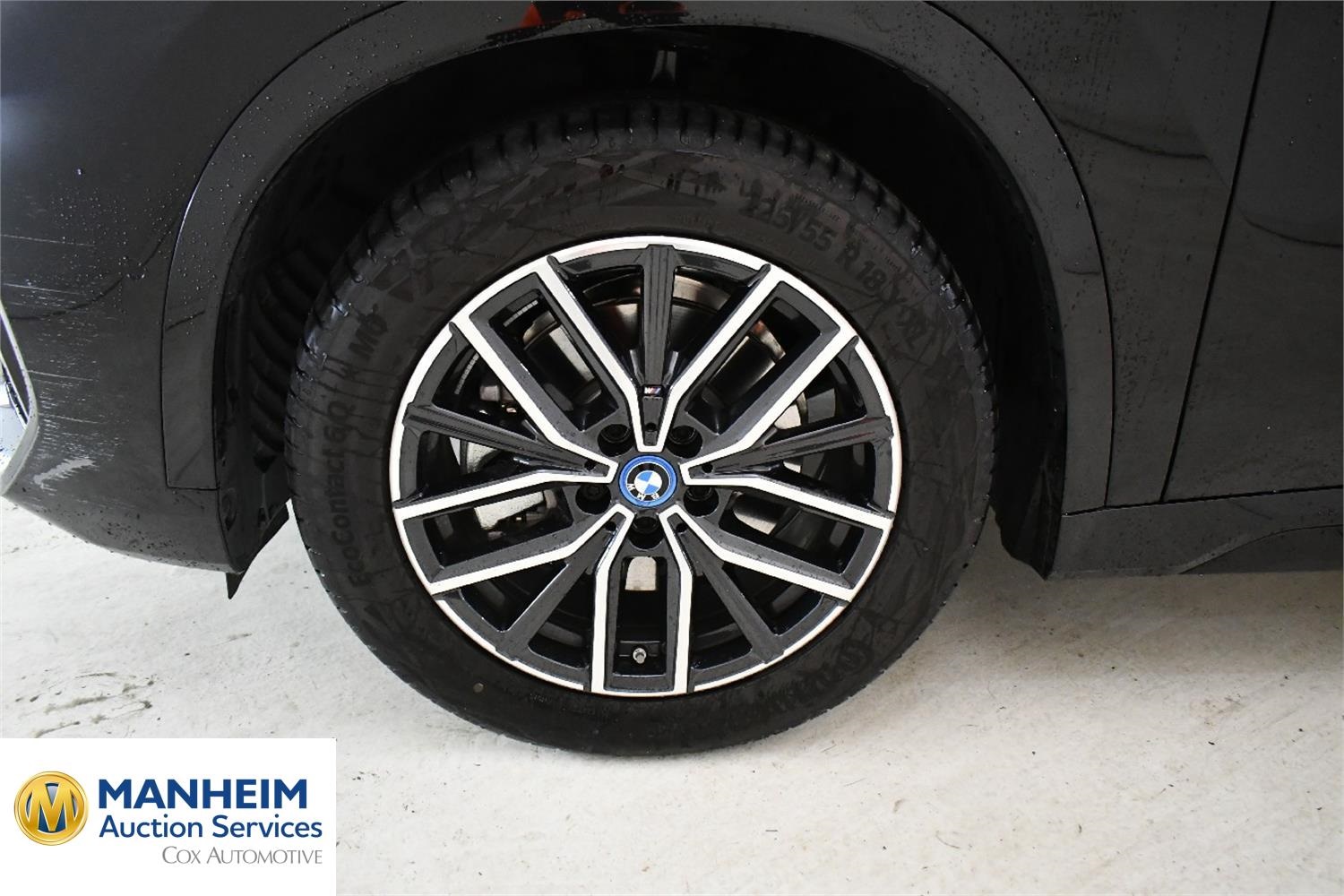 Foto BMW iX1 xDrive30 (U11) 31