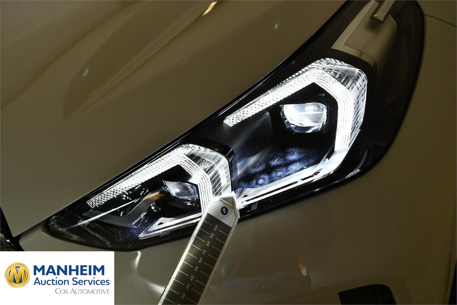 Foto BMW iX1 xDrive30 (U11) 43