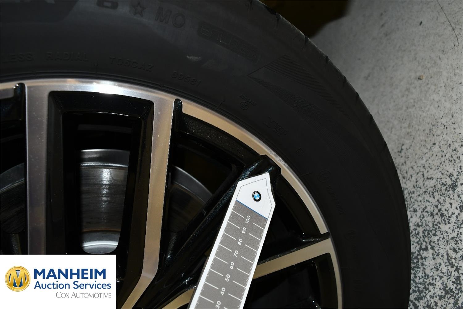 Foto BMW iX1 xDrive30 (U11) 45