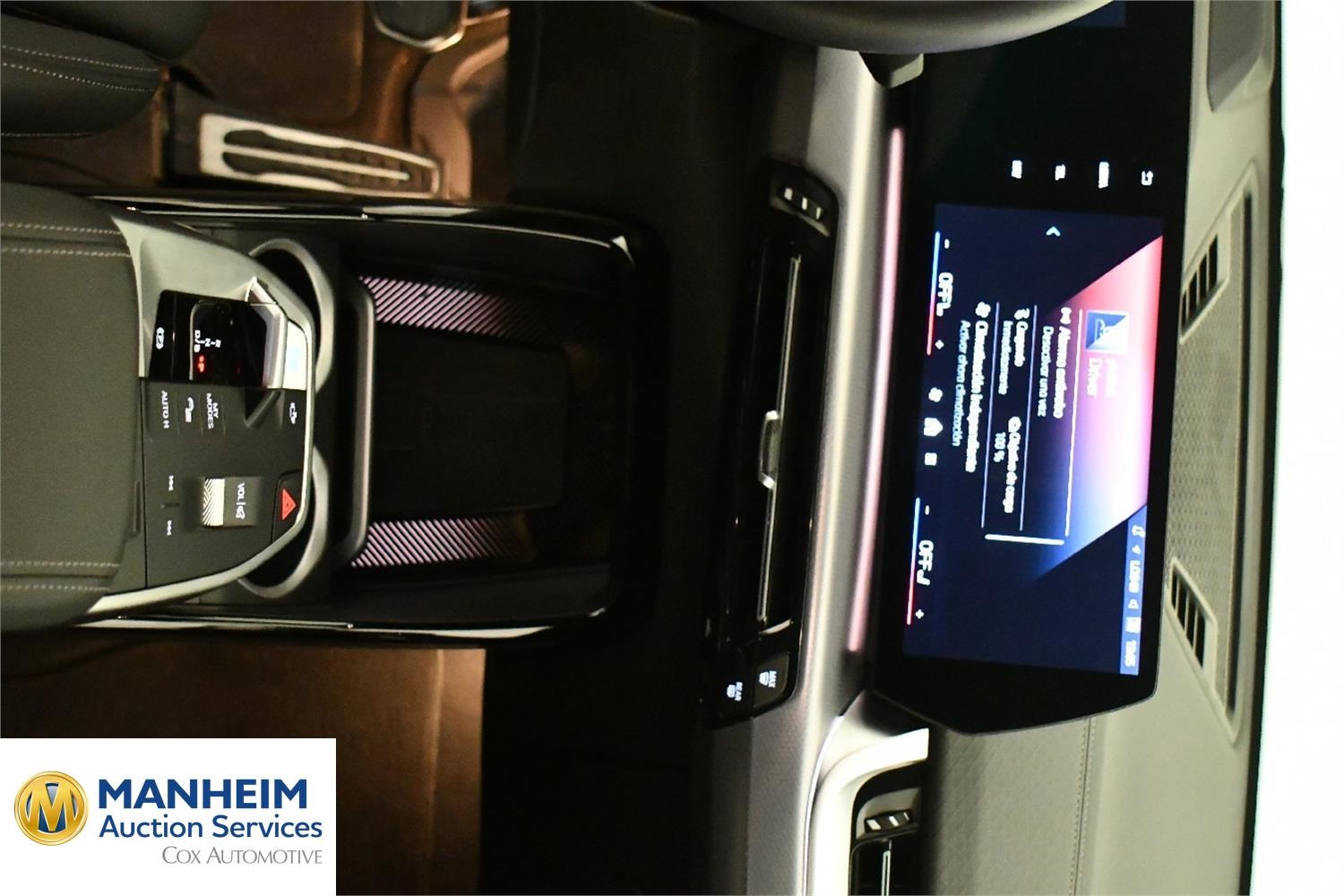Foto BMW iX2 eDrive20 (U10) 10