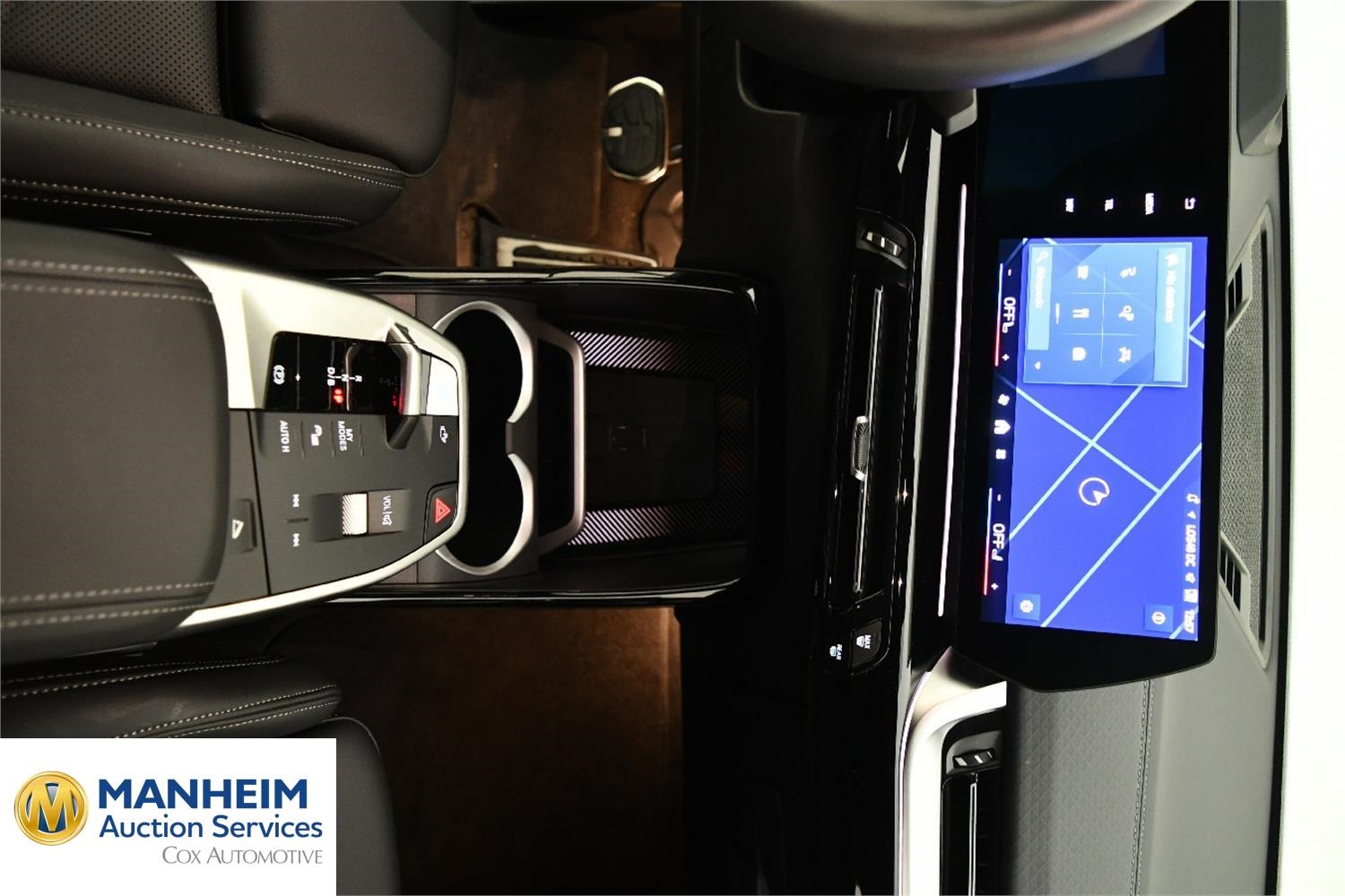 Foto BMW iX2 eDrive20 (U10) 10