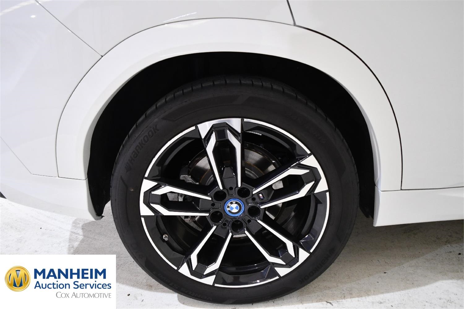 Foto BMW iX2 eDrive20 (U10) 33