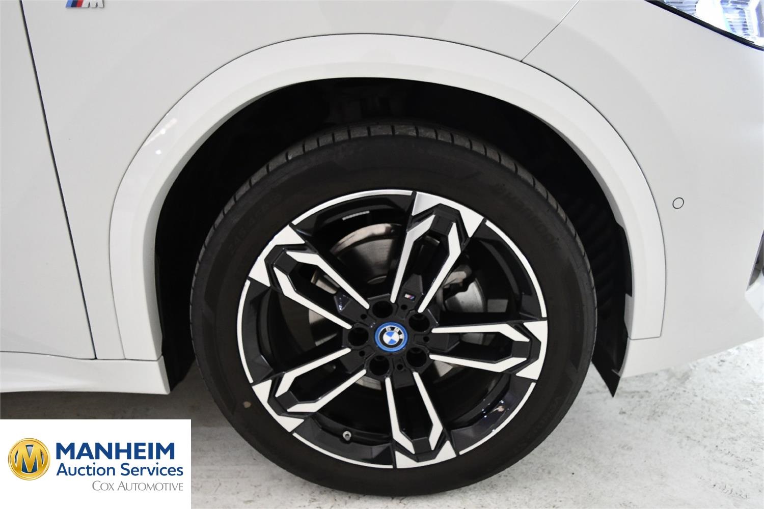 Foto BMW iX2 eDrive20 (U10) 34