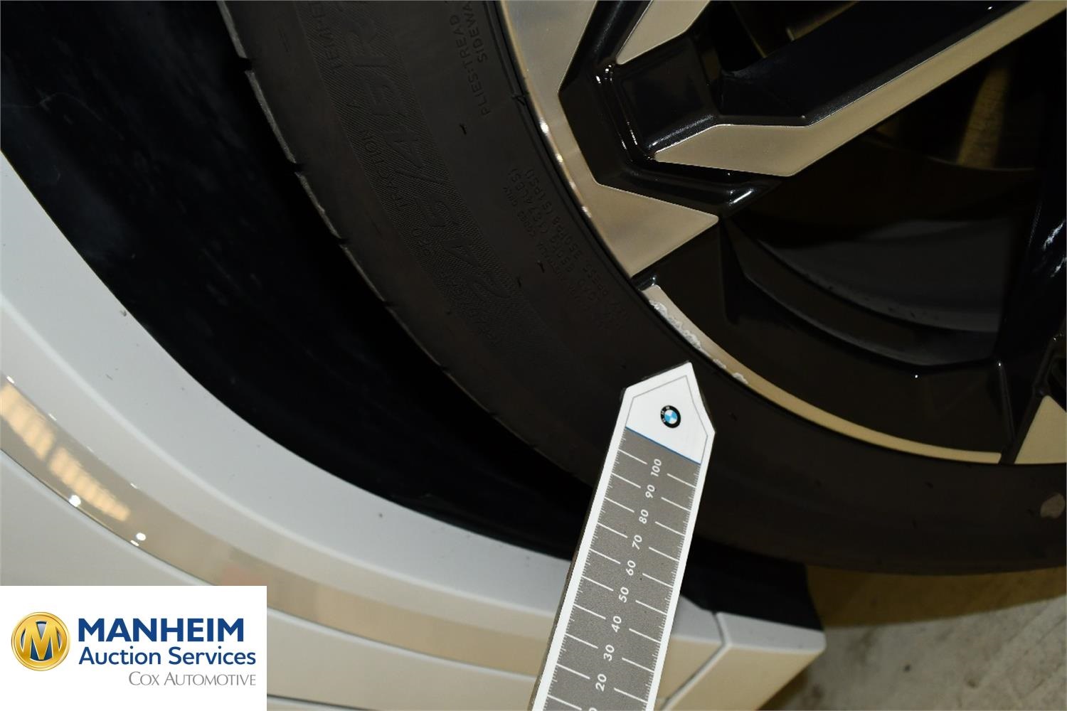 Foto BMW iX2 eDrive20 (U10) 41