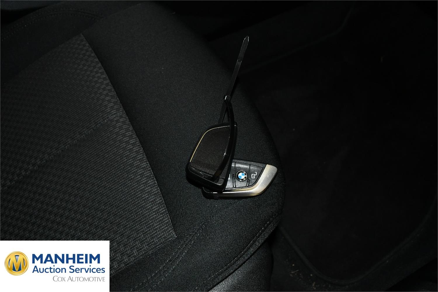 Foto BMW 118i (F40) 14