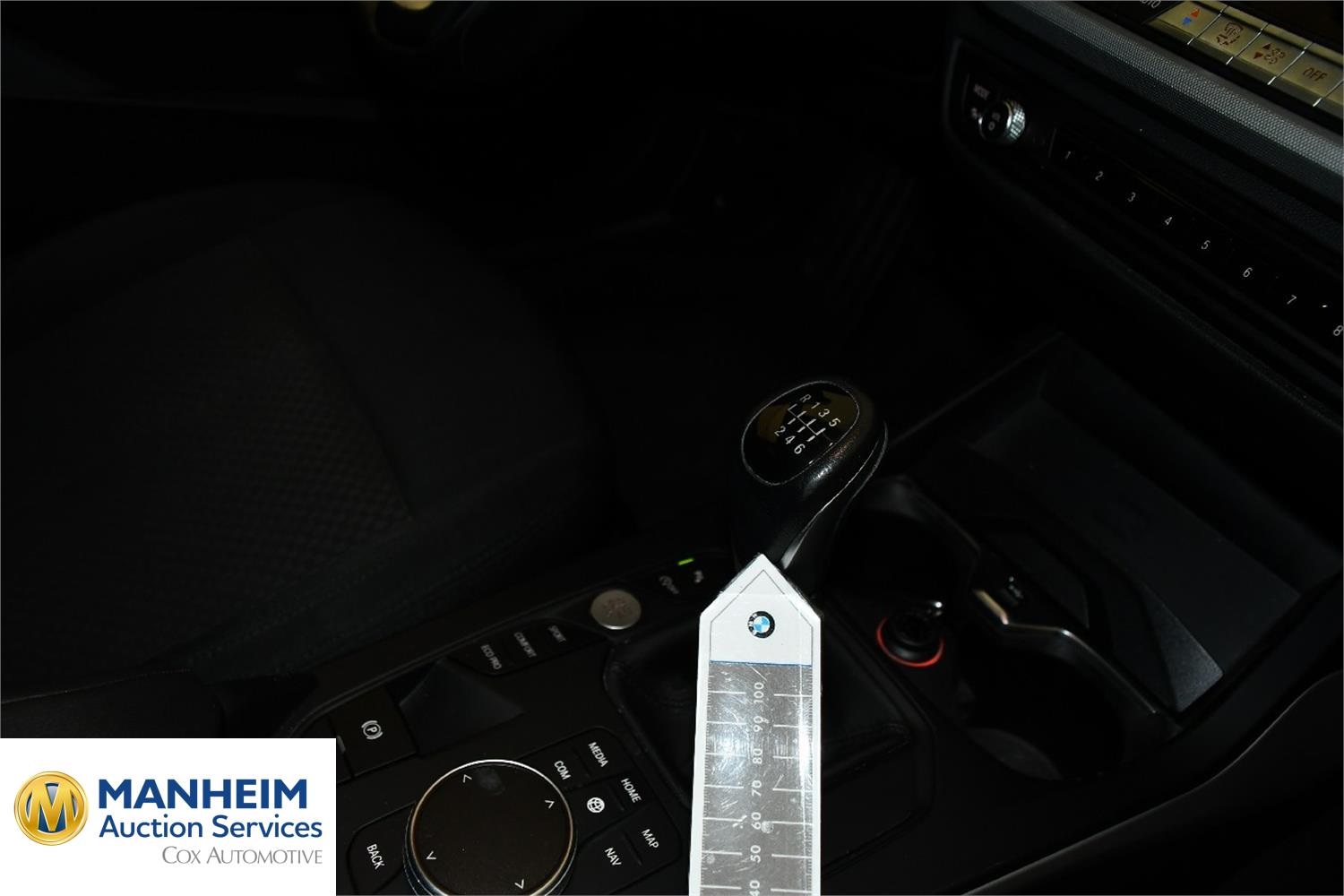 Foto BMW 118i (F40) 34