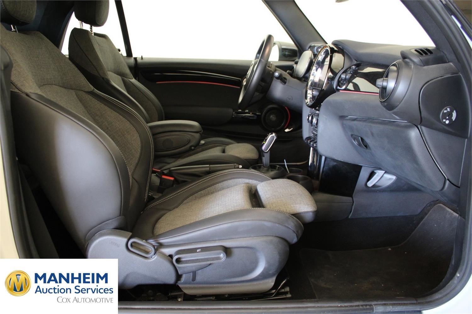 Foto Mini Cooper Cabrio (F57) 9