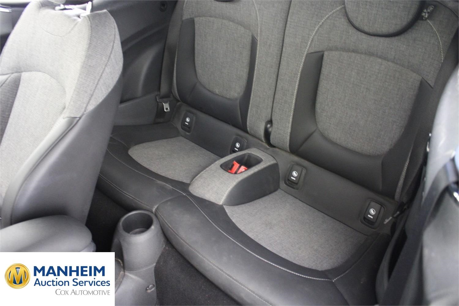 Foto Mini Cooper Cabrio (F57) 14