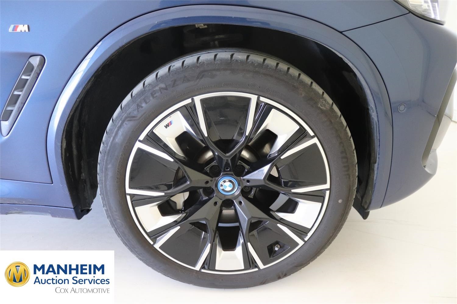 Foto BMW iX3 M Sport (G08) 35