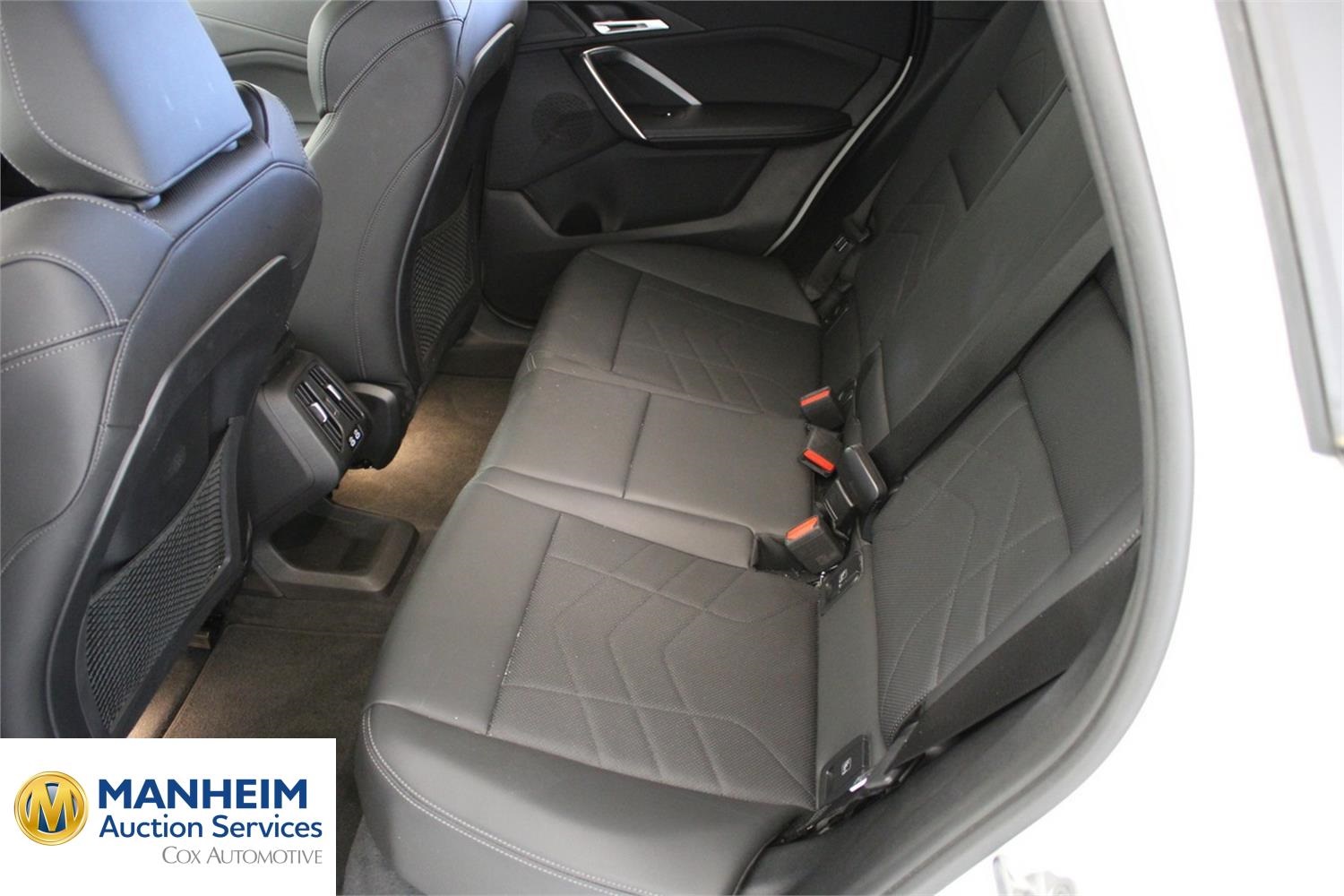 Foto BMW iX1 eDrive20 (U11) 11