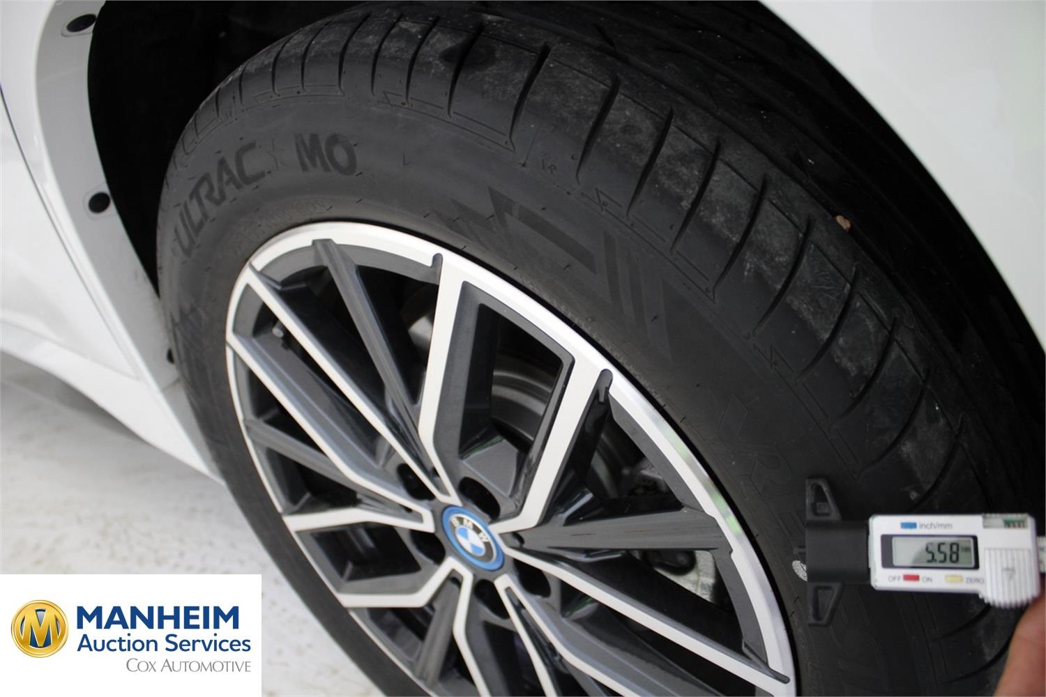 Foto BMW iX1 eDrive20 (U11) 22