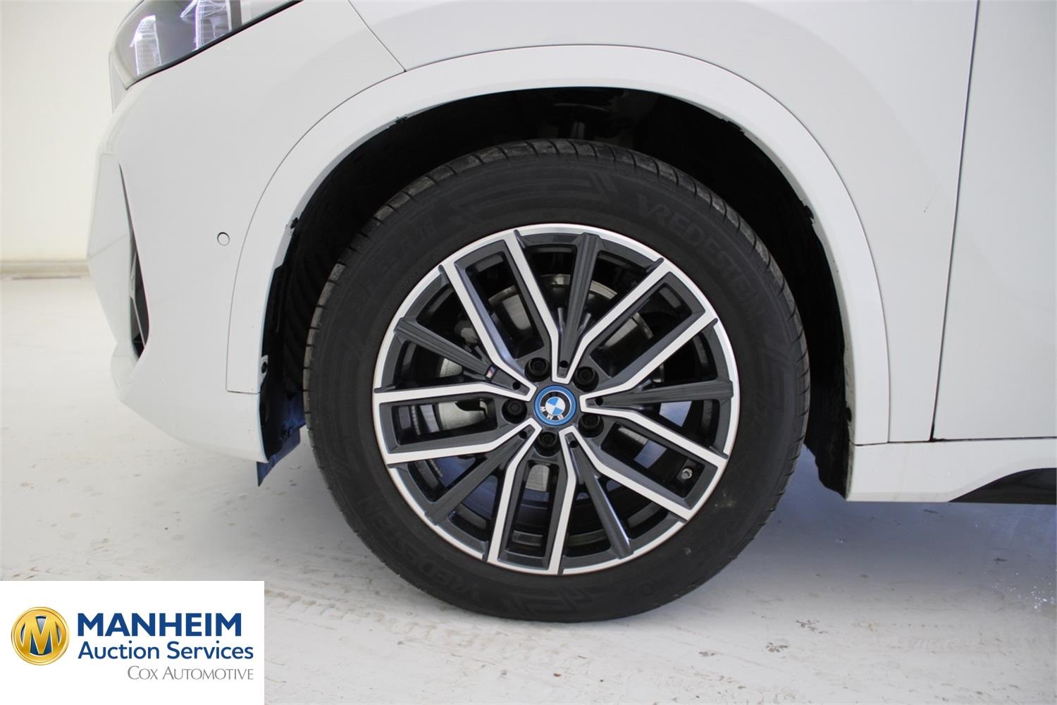 Foto BMW iX1 eDrive20 (U11) 31