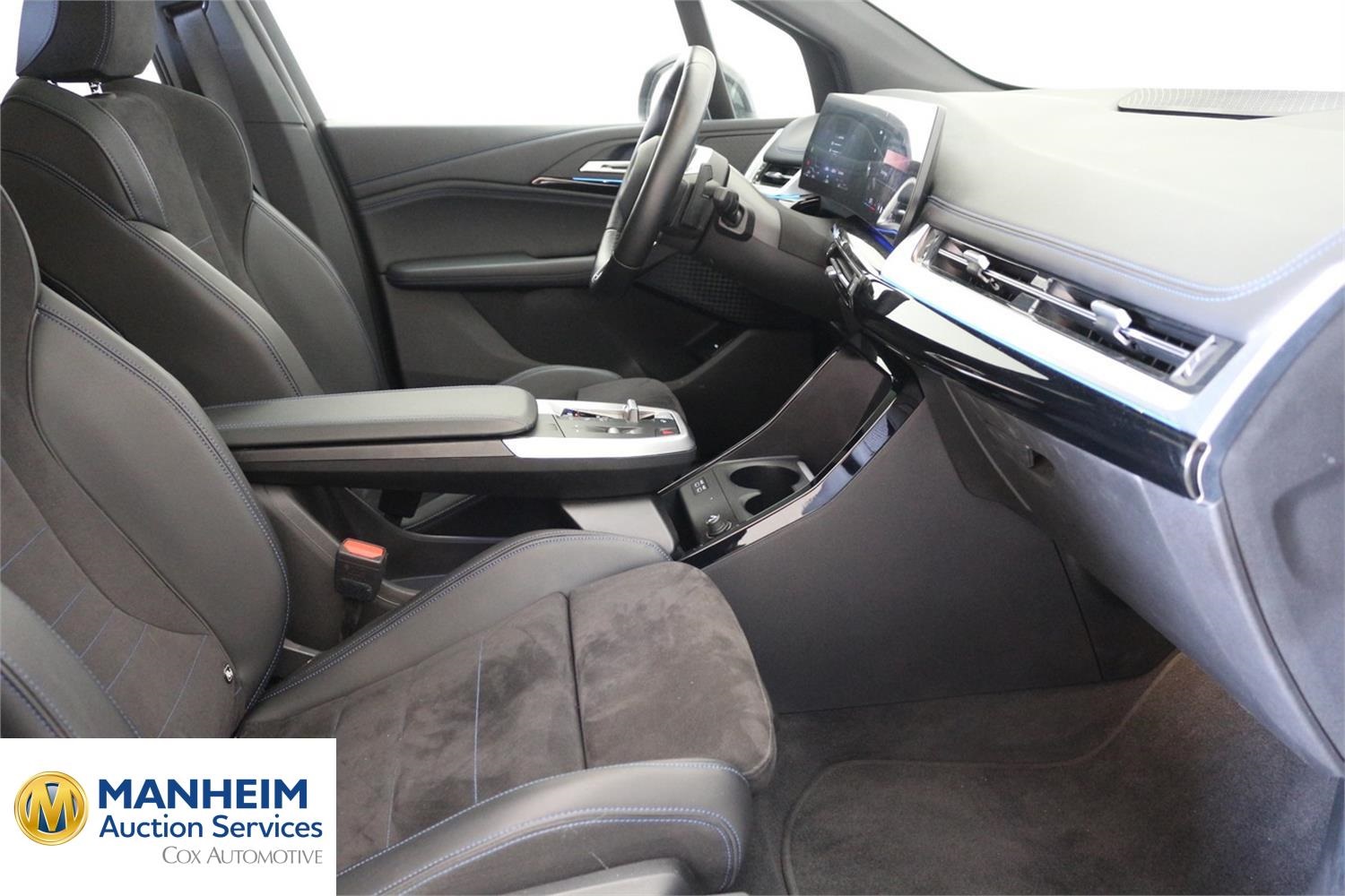 Foto BMW 230e xDrive Active Tourer (U06) 5