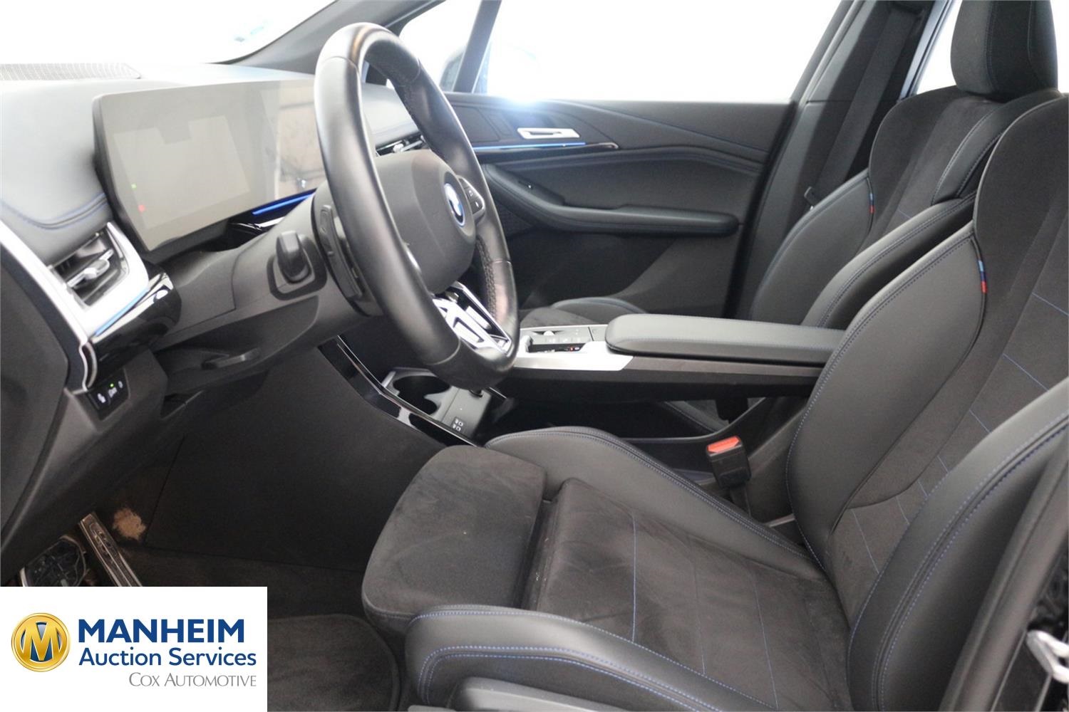 Foto BMW 230e xDrive Active Tourer (U06) 6