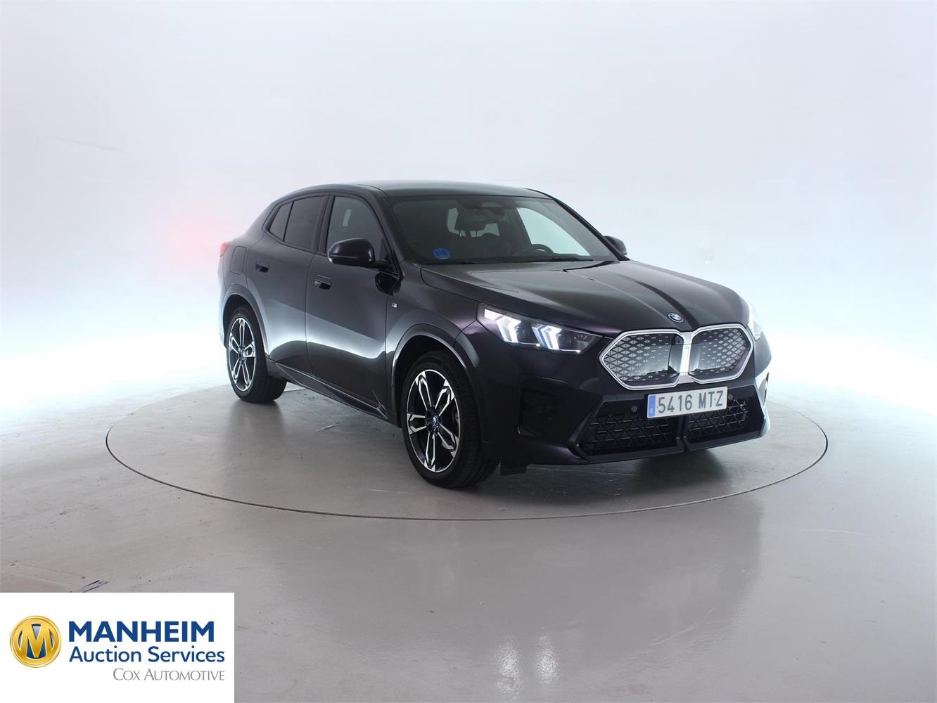 Foto BMW iX2 eDrive20 (U10) 4