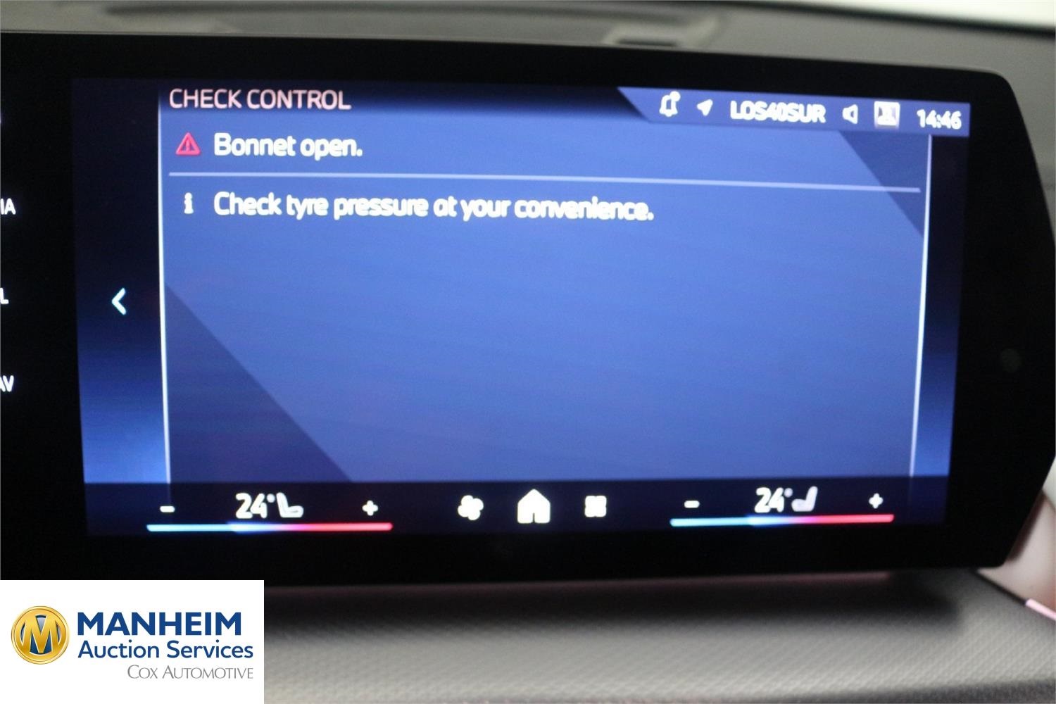 Foto BMW iX2 eDrive20 (U10) 8