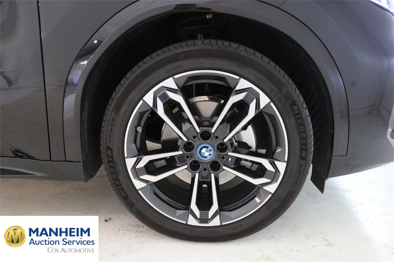 Foto BMW iX2 eDrive20 (U10) 33