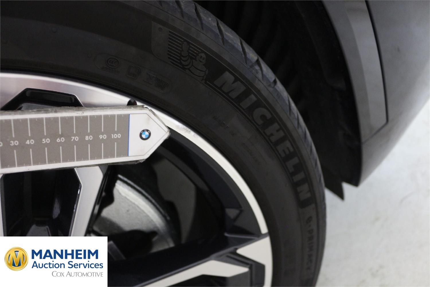 Foto BMW iX2 eDrive20 (U10) 38