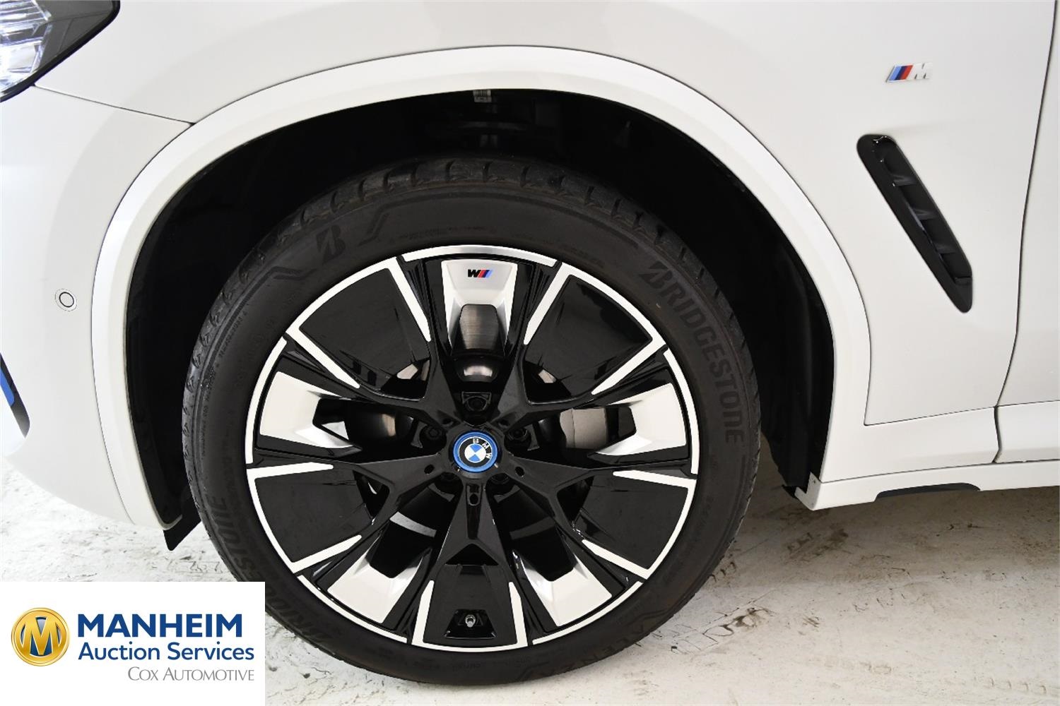 Foto BMW iX3 M Sport (G08) 32