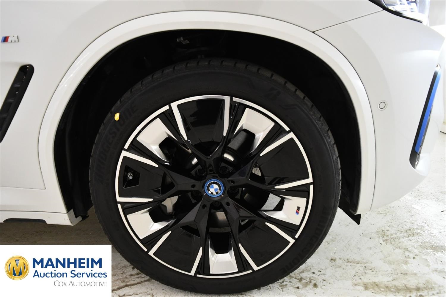 Foto BMW iX3 M Sport (G08) 35