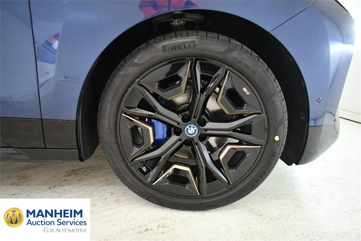 Foto BMW iX xDrive40 (I20) 33