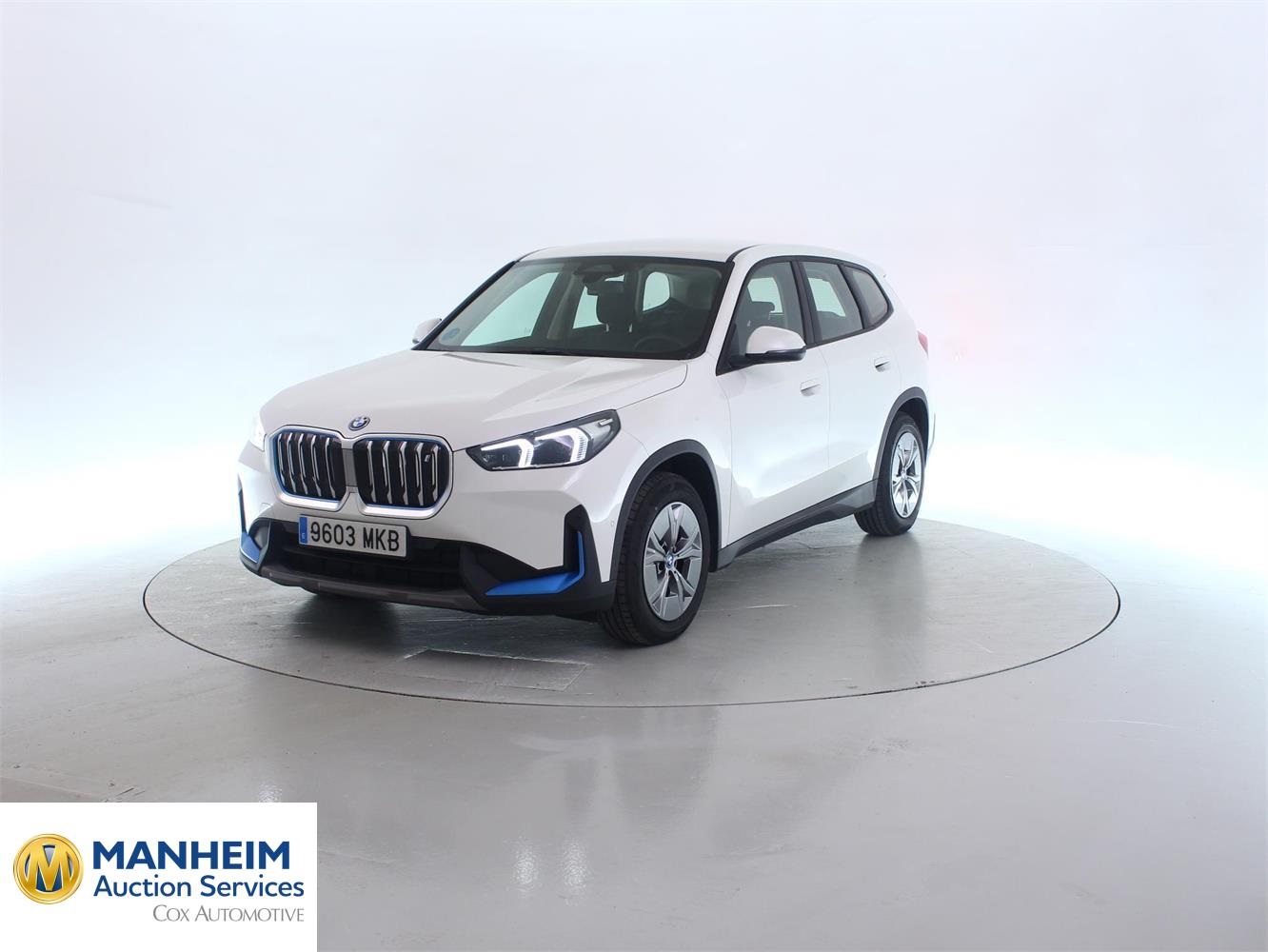 BMW iX1 xDrive30 (U11) 