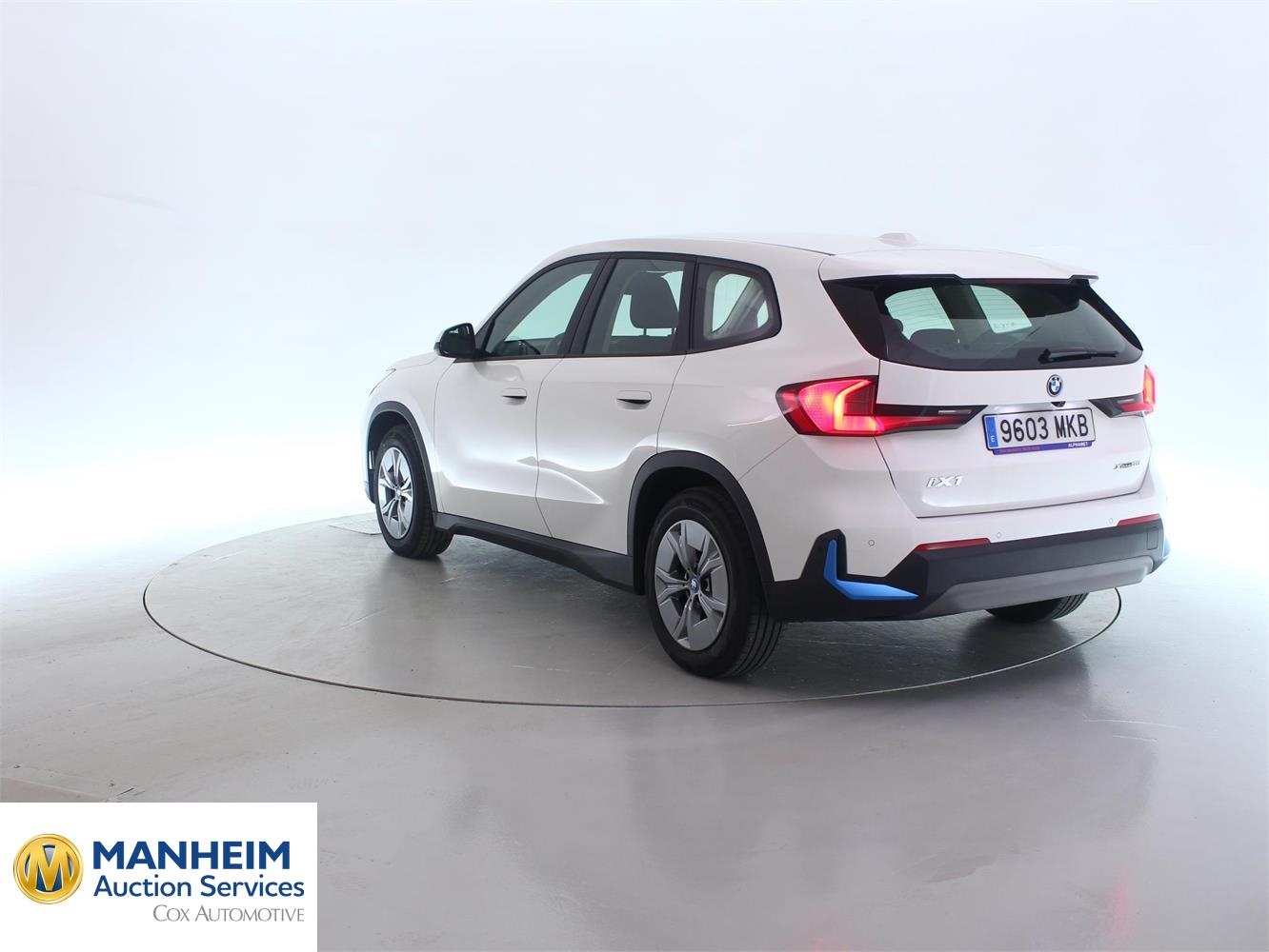 Foto BMW iX1 xDrive30 (U11) 2