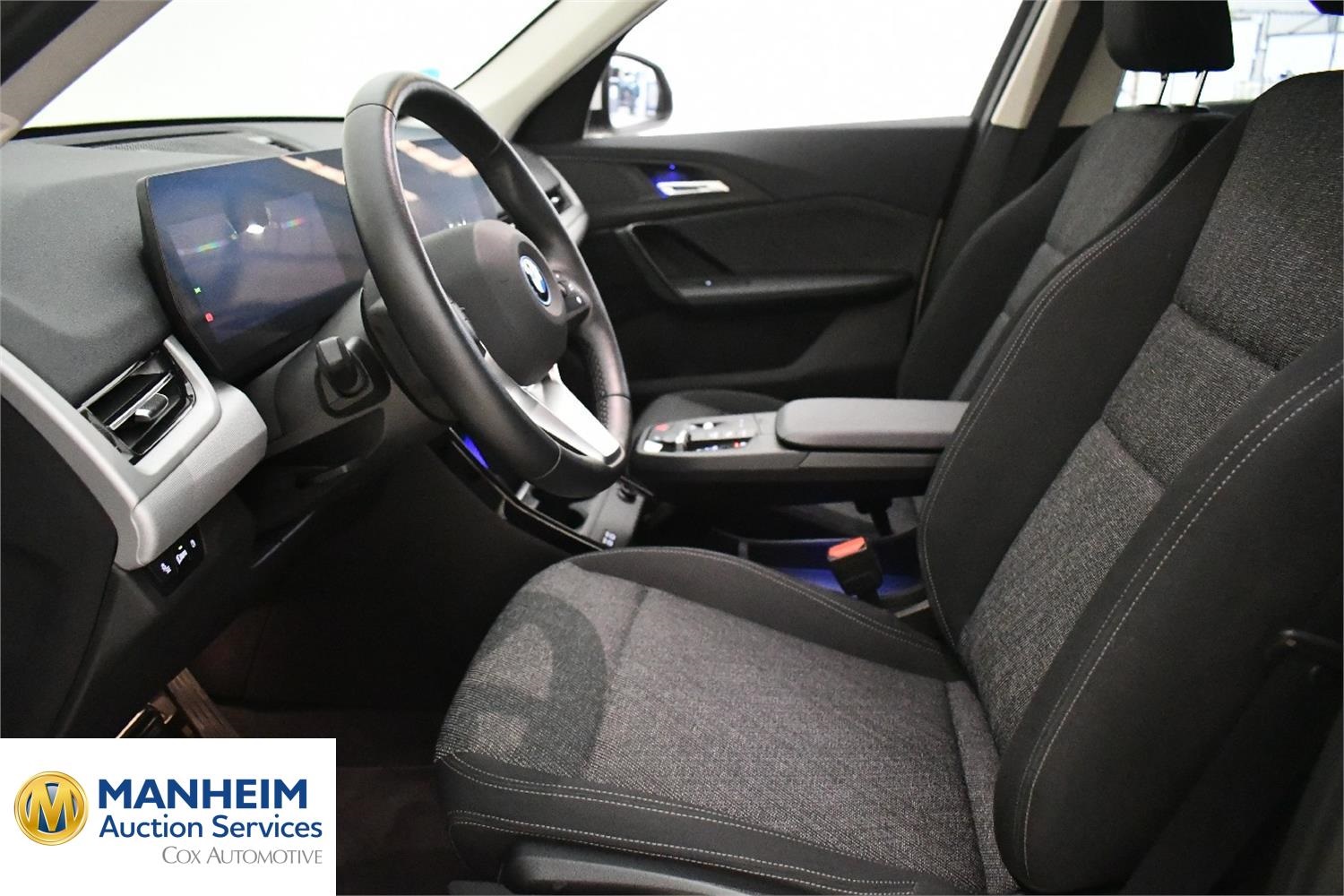 Foto BMW iX1 xDrive30 (U11) 6