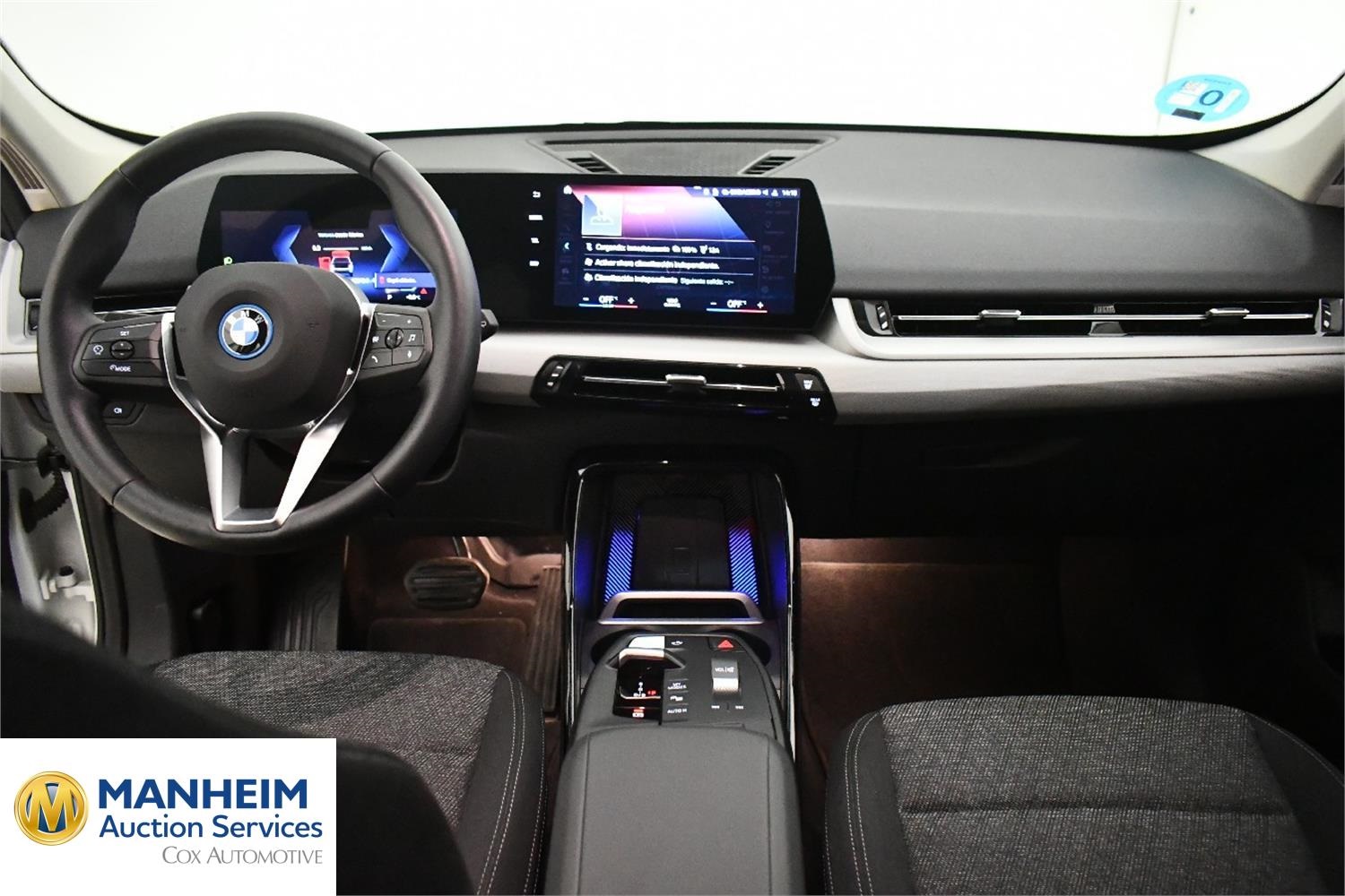 Foto BMW iX1 xDrive30 (U11) 9