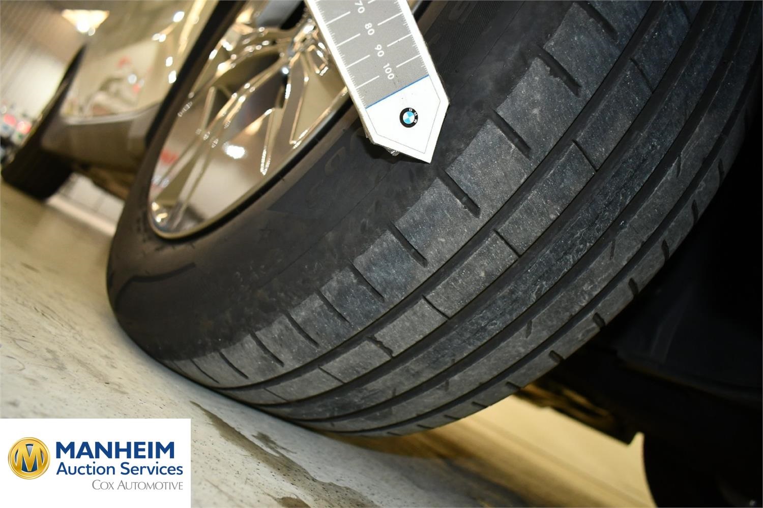 Foto BMW iX1 xDrive30 (U11) 34