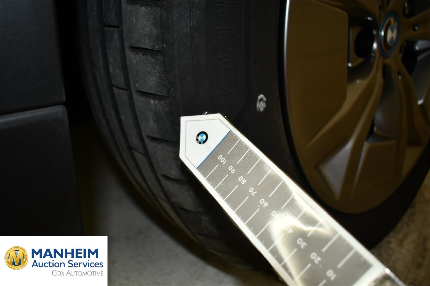 Foto BMW iX1 xDrive30 (U11) 38